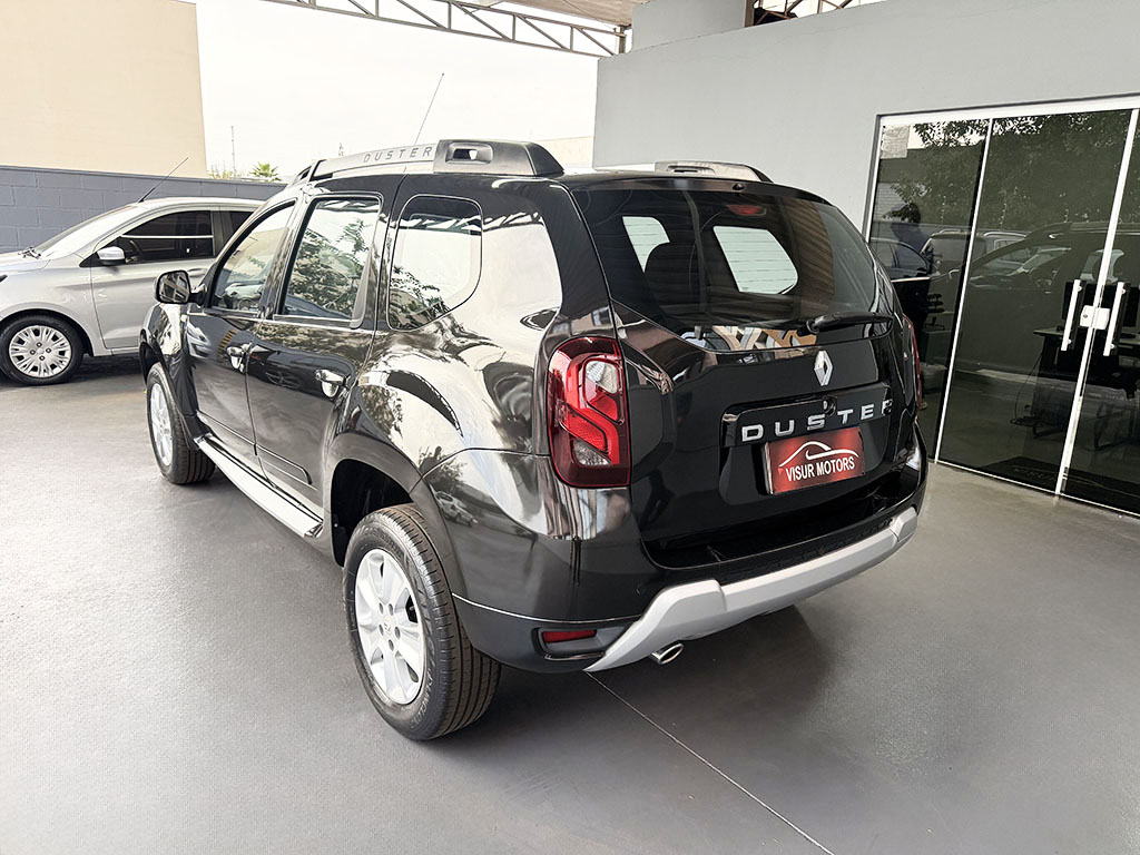 RENAULT DUSTER