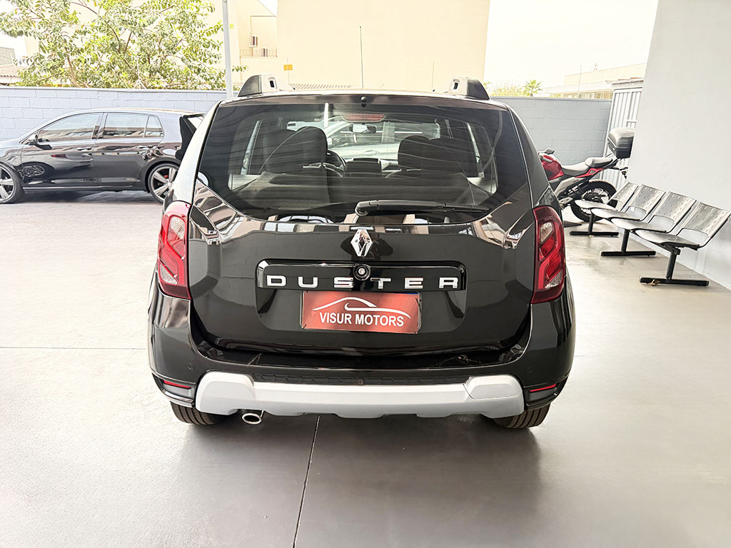 RENAULT DUSTER