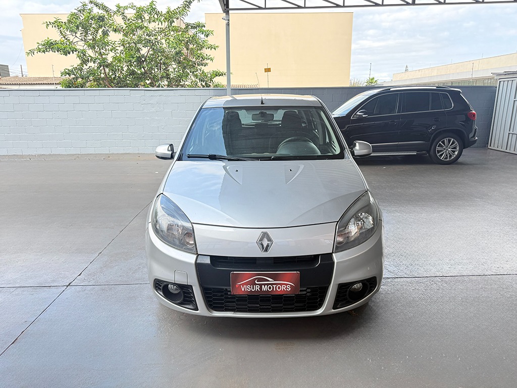 RENAULT SANDERO