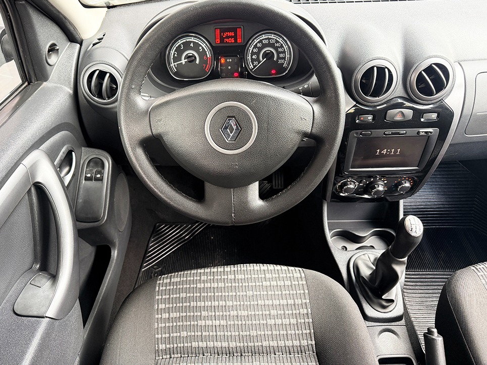 RENAULT SANDERO