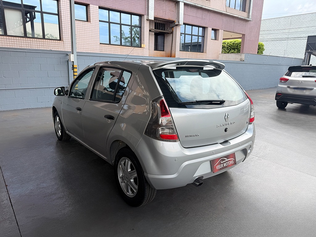RENAULT SANDERO