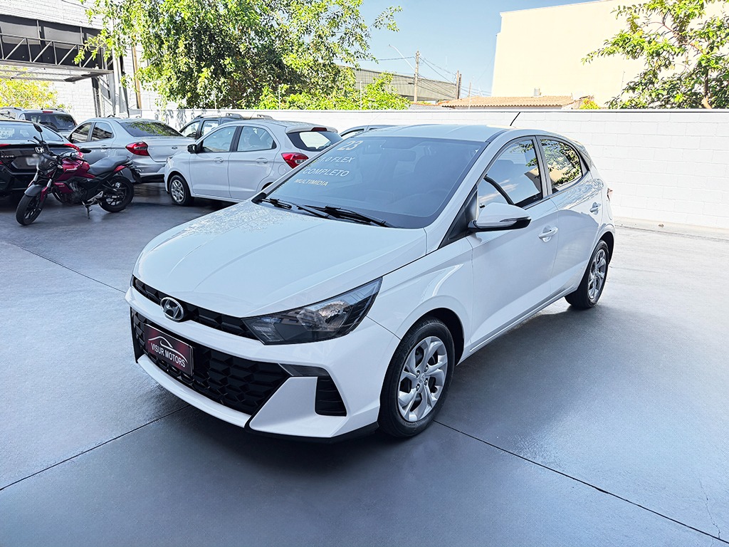 HYUNDAI HB20