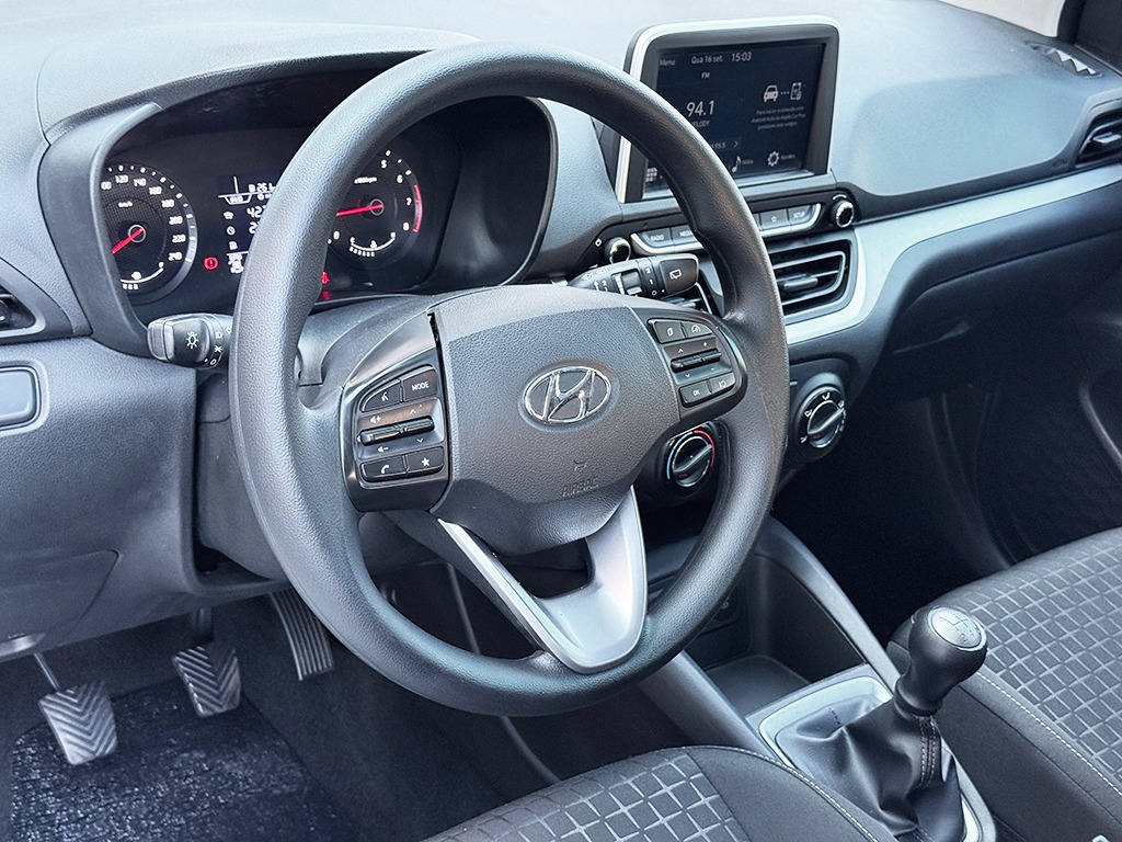 HYUNDAI HB20
