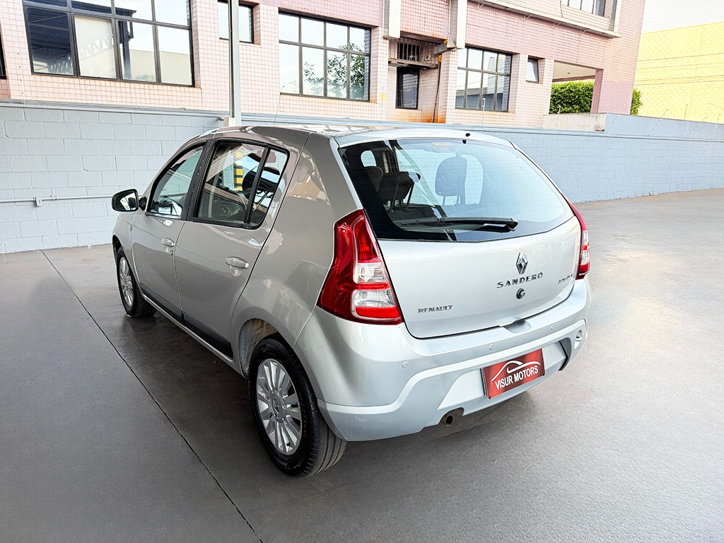 RENAULT SANDERO
