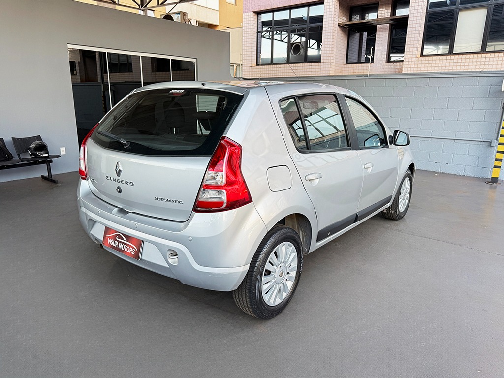RENAULT SANDERO