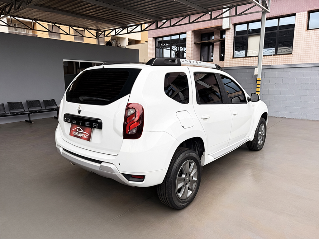 RENAULT DUSTER