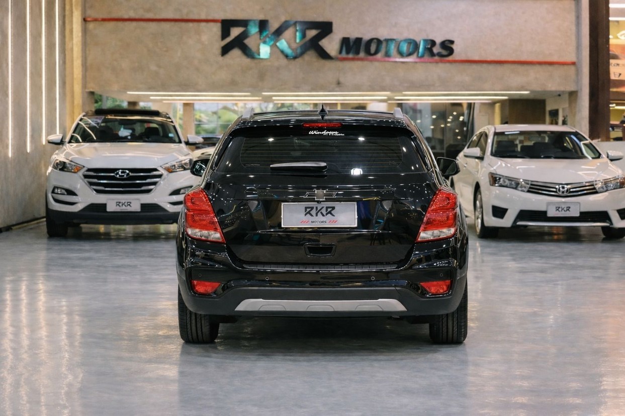 CHEVROLET TRACKER