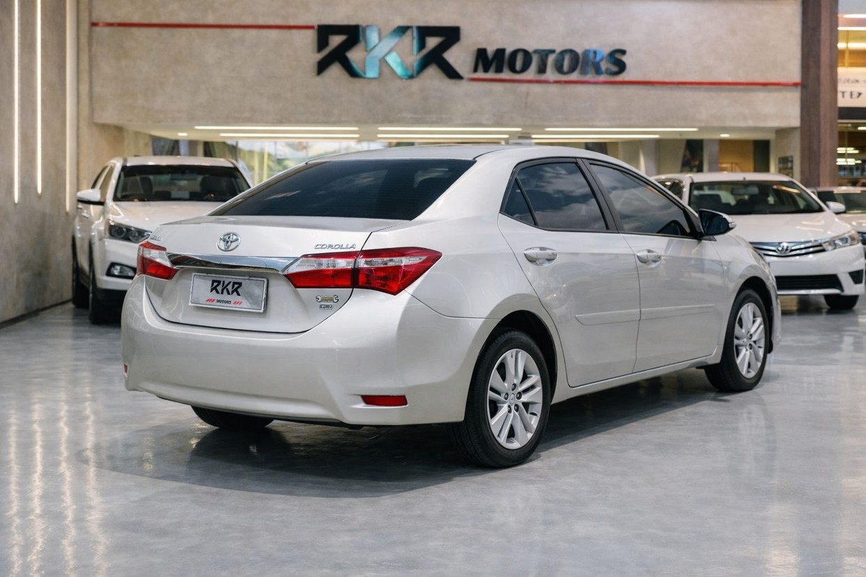 TOYOTA COROLLA