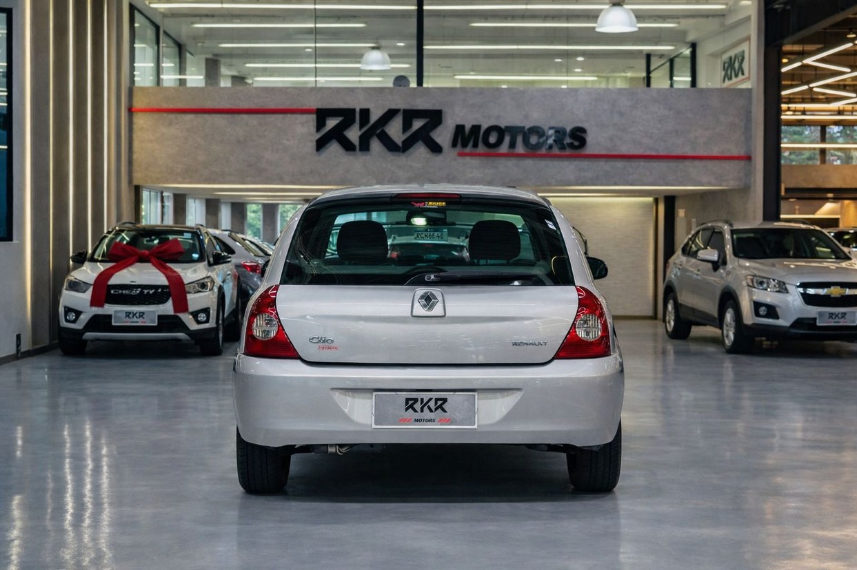 RENAULT CLIO