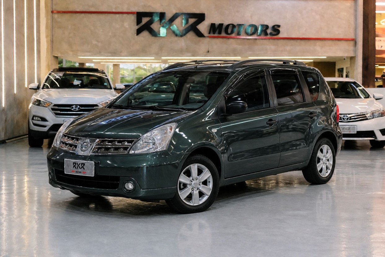 NISSAN LIVINA
