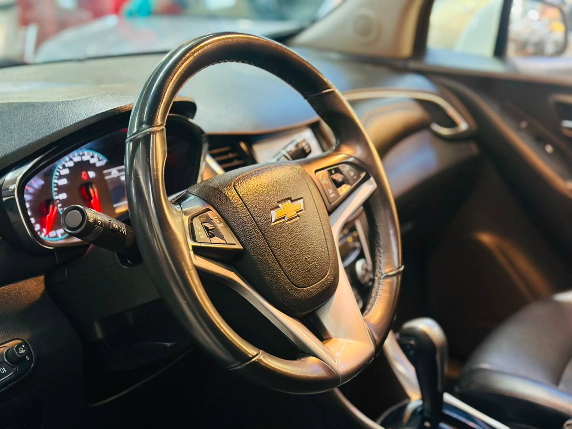 CHEVROLET TRACKER
