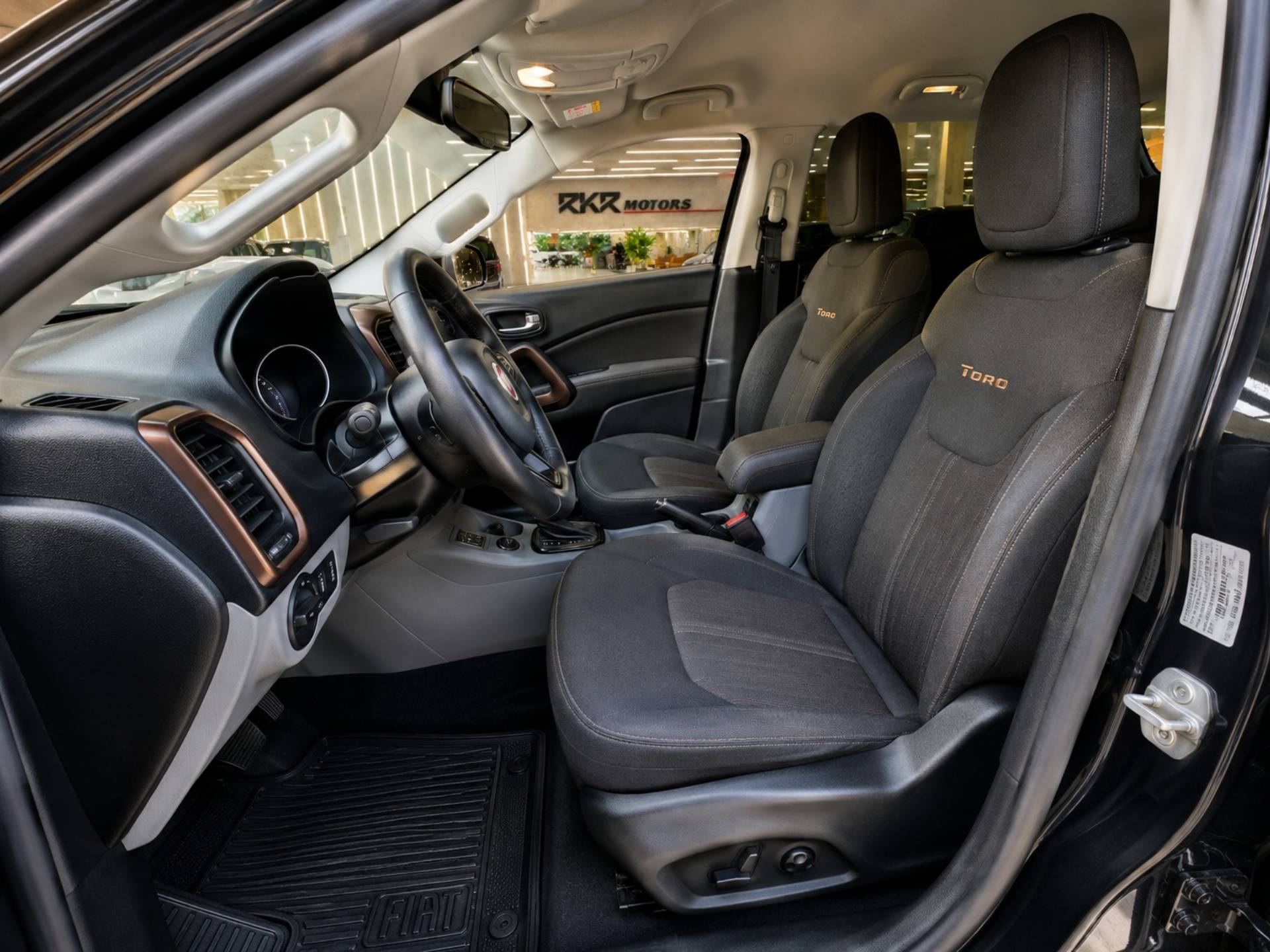 FIAT TORO
