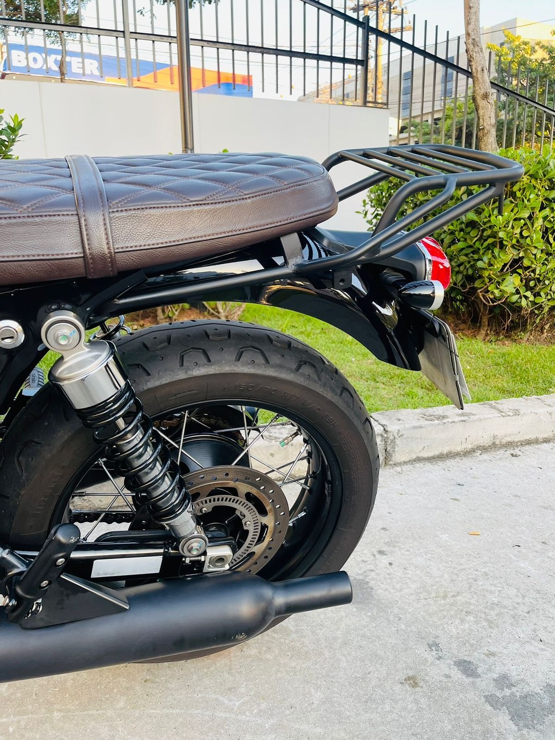 TRIUMPH BONNEVILLE T100 BLACK 900