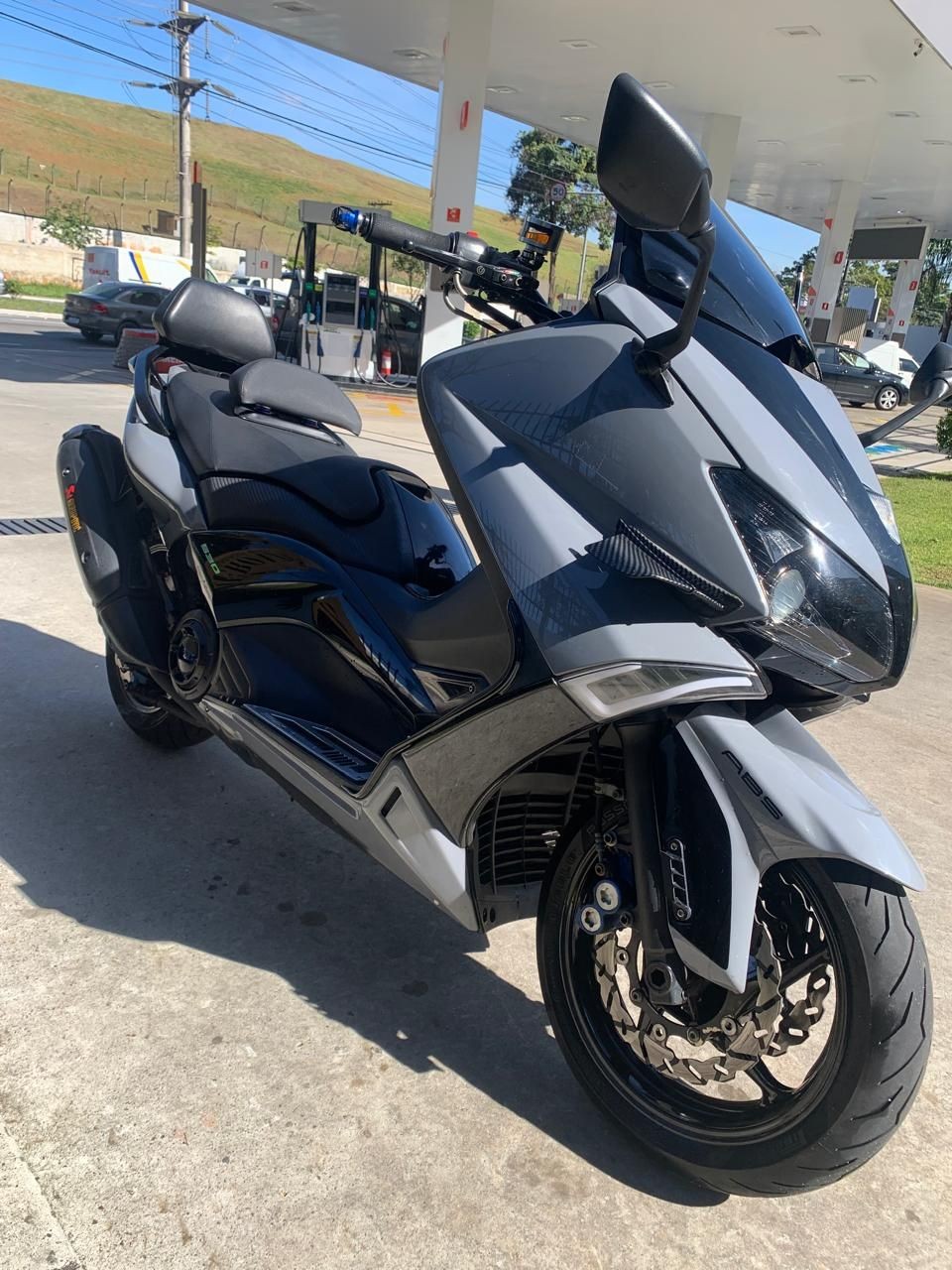 YAMAHA TMAX ABS