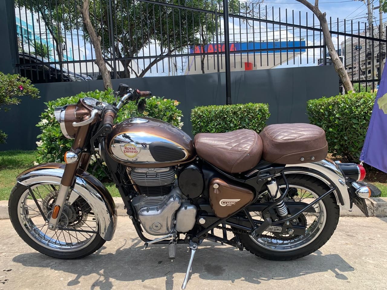 ROYAL ENFIELD CLASSIC 500
