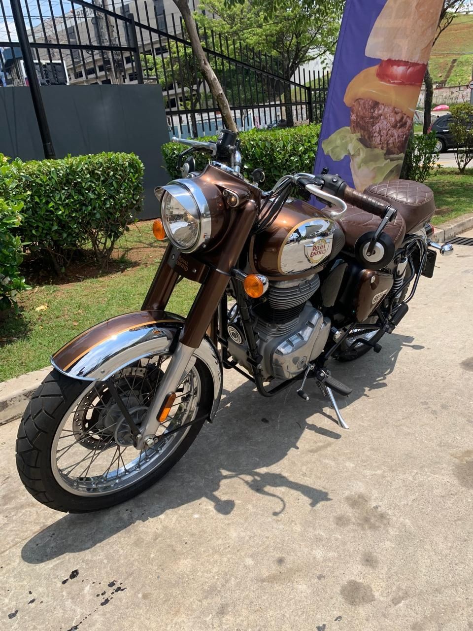 ROYAL ENFIELD CLASSIC 500