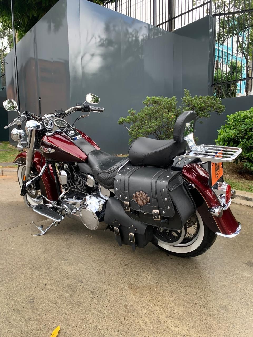 HARLEY-DAVIDSON SOFTAIL DELUXE
