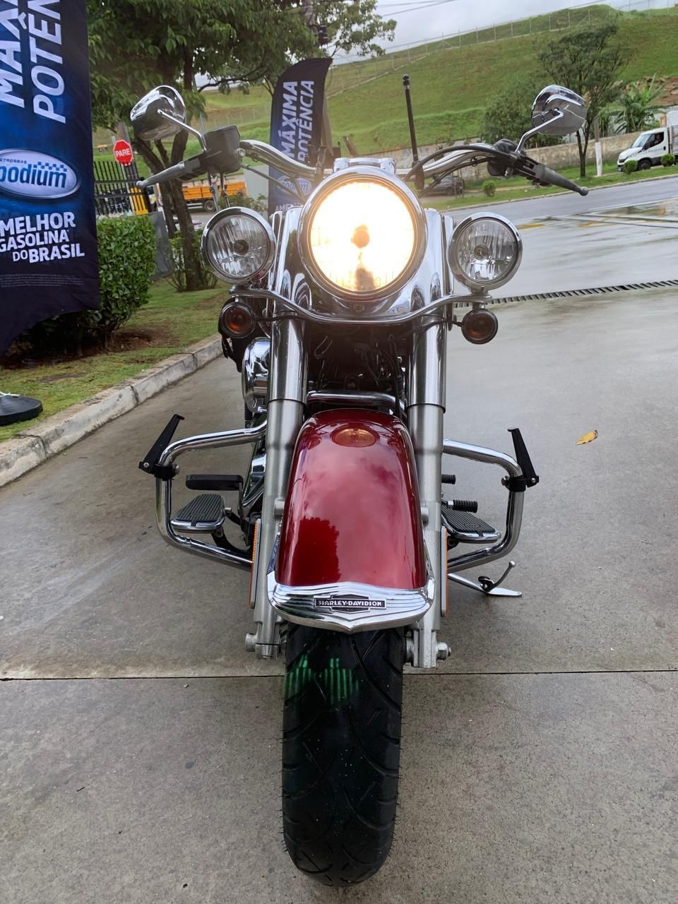 HARLEY-DAVIDSON SOFTAIL DELUXE