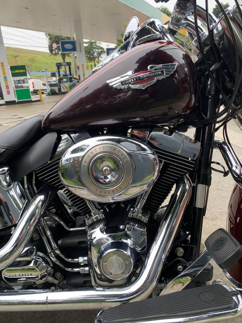 HARLEY-DAVIDSON SOFTAIL DELUXE