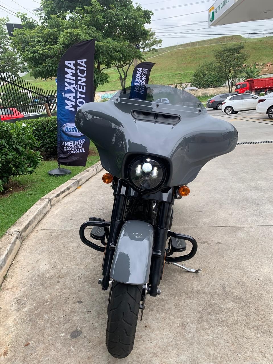 HARLEY-DAVIDSON STREET GLIDE SPECIAL