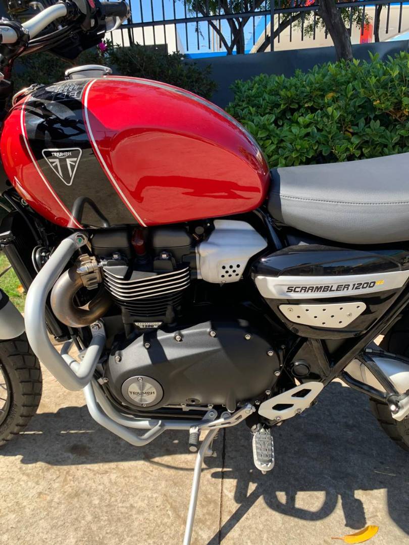 TRIUMPH BONNEVILLE SCRAMBLER 1200 XE