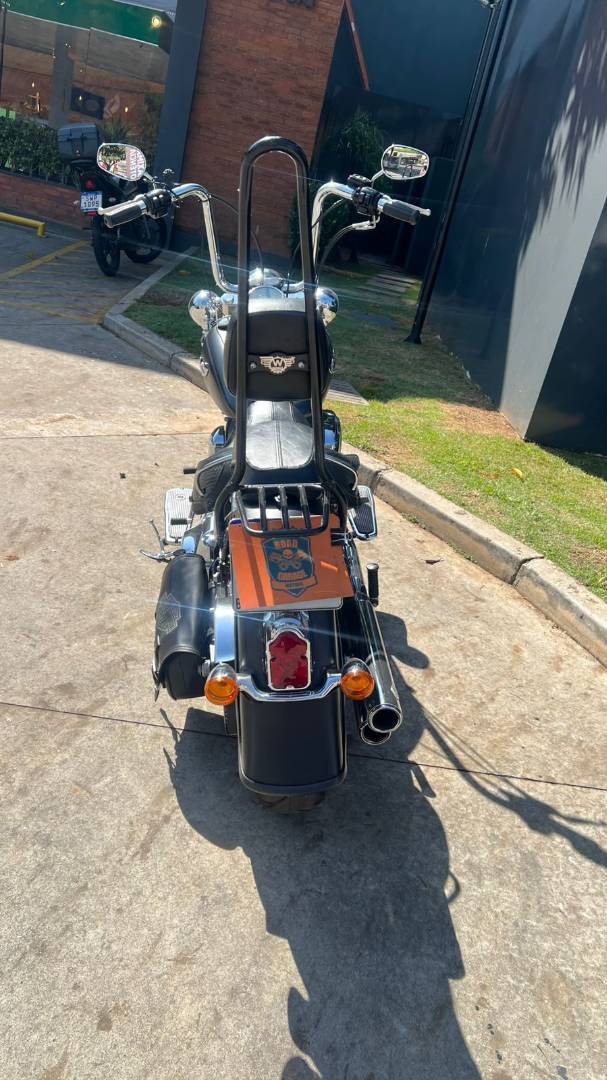 HARLEY-DAVIDSON SOFTAIL DELUXE