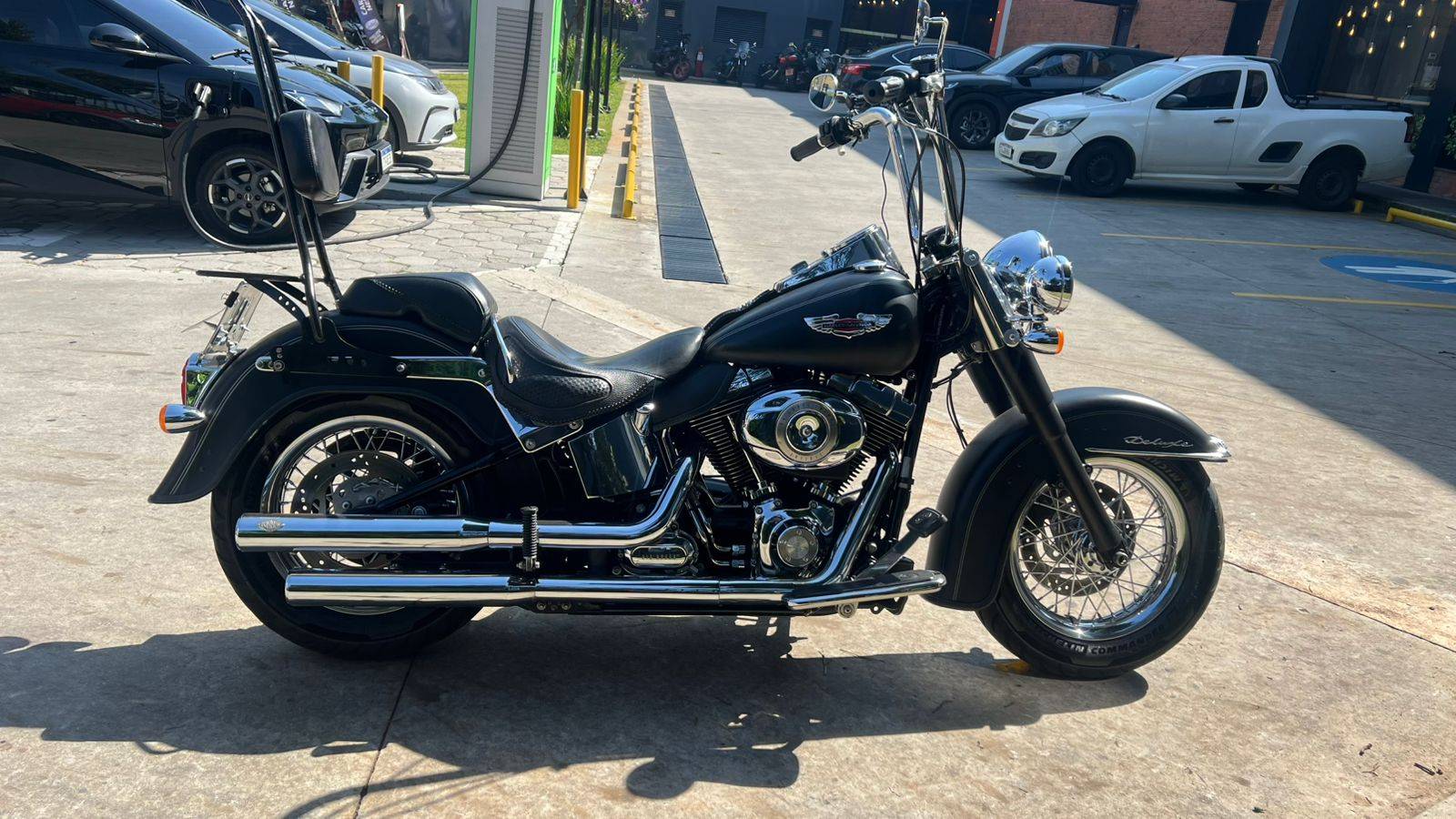 HARLEY-DAVIDSON SOFTAIL DELUXE
