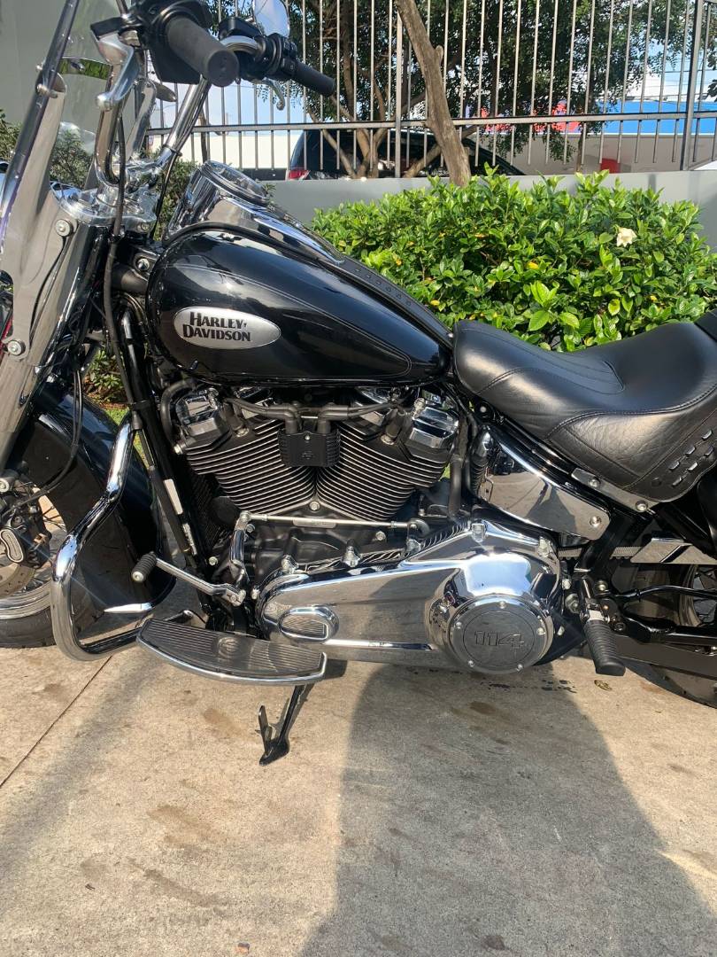 HARLEY-DAVIDSON HERITAGE SOFTAIL CLASSIC