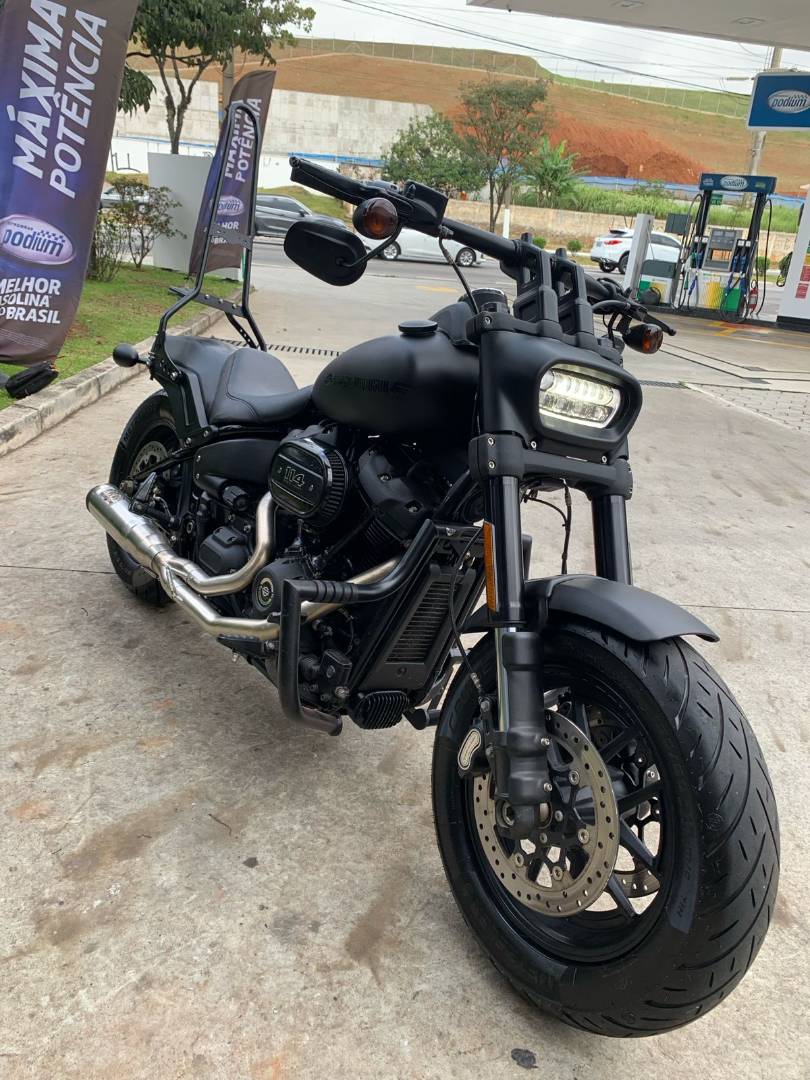HARLEY-DAVIDSON SOFTAIL FAT BOB 114