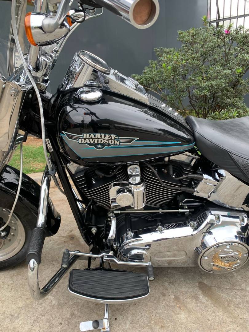 HARLEY-DAVIDSON FAT BOY FLSTF