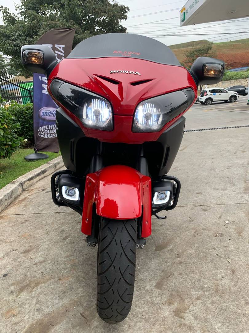 HONDA GL 1800 GOLD WING