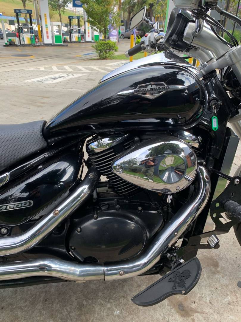 SUZUKI BOULEVARD M800
