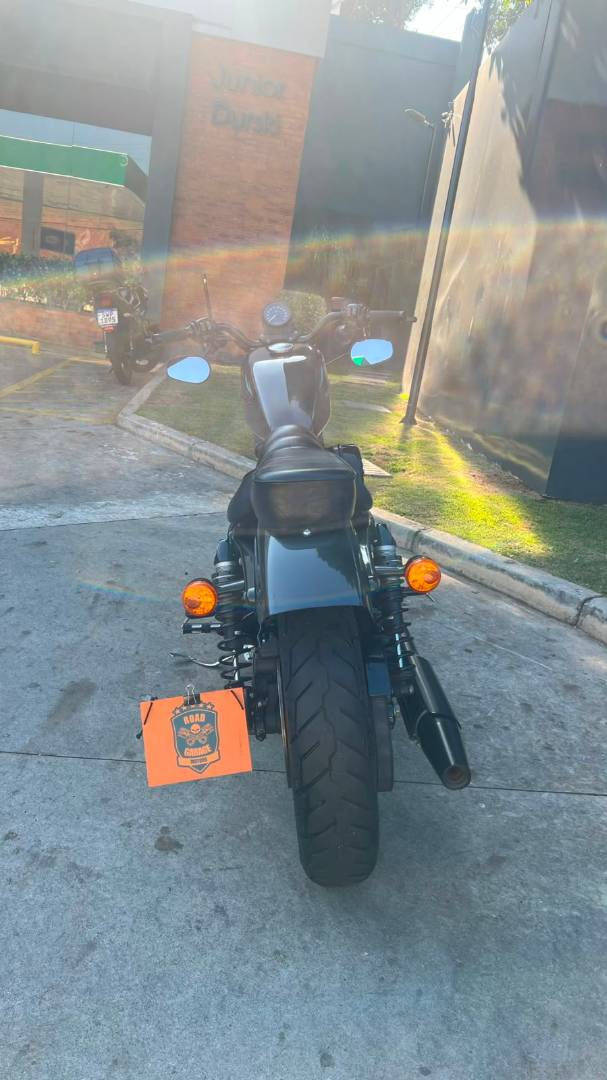 HARLEY-DAVIDSON SPORTSTER XL 883 N IRON
