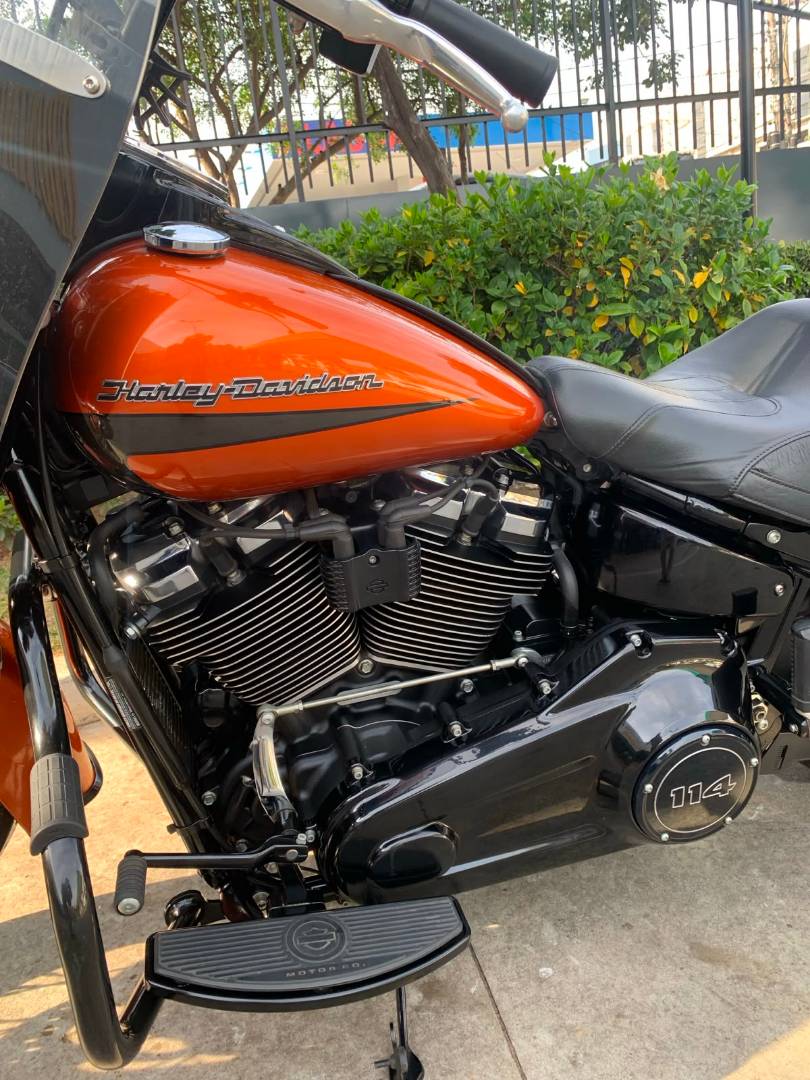 HARLEY-DAVIDSON HERITAGE SOFTAIL CLASSIC