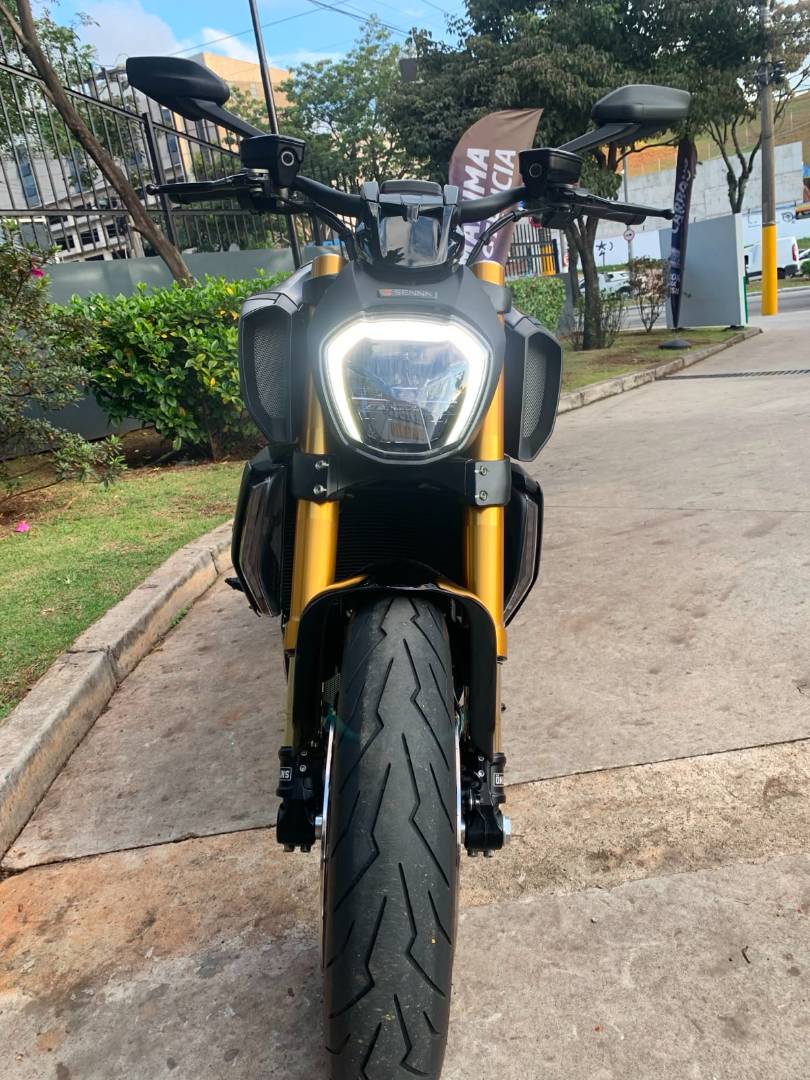 DUCATI DIAVEL 1260 S