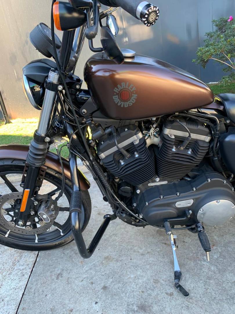 HARLEY-DAVIDSON SPORTSTER XL 883 N IRON