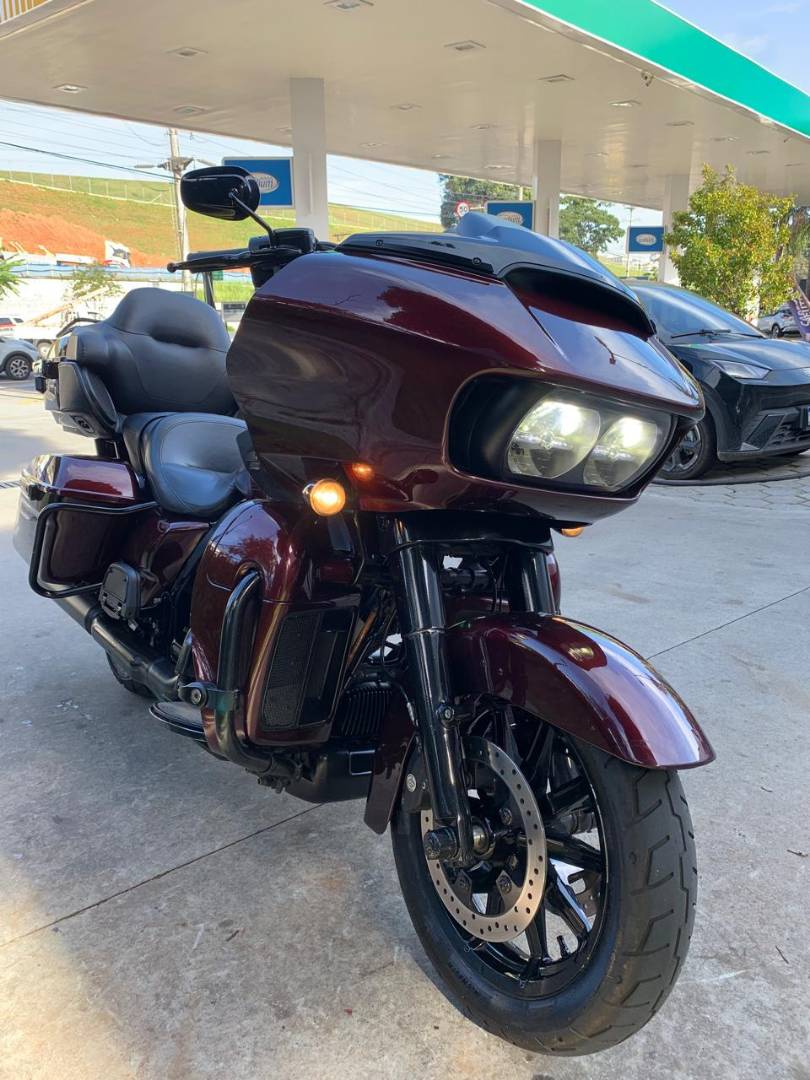 HARLEY-DAVIDSON ROAD GLIDE ULTRA