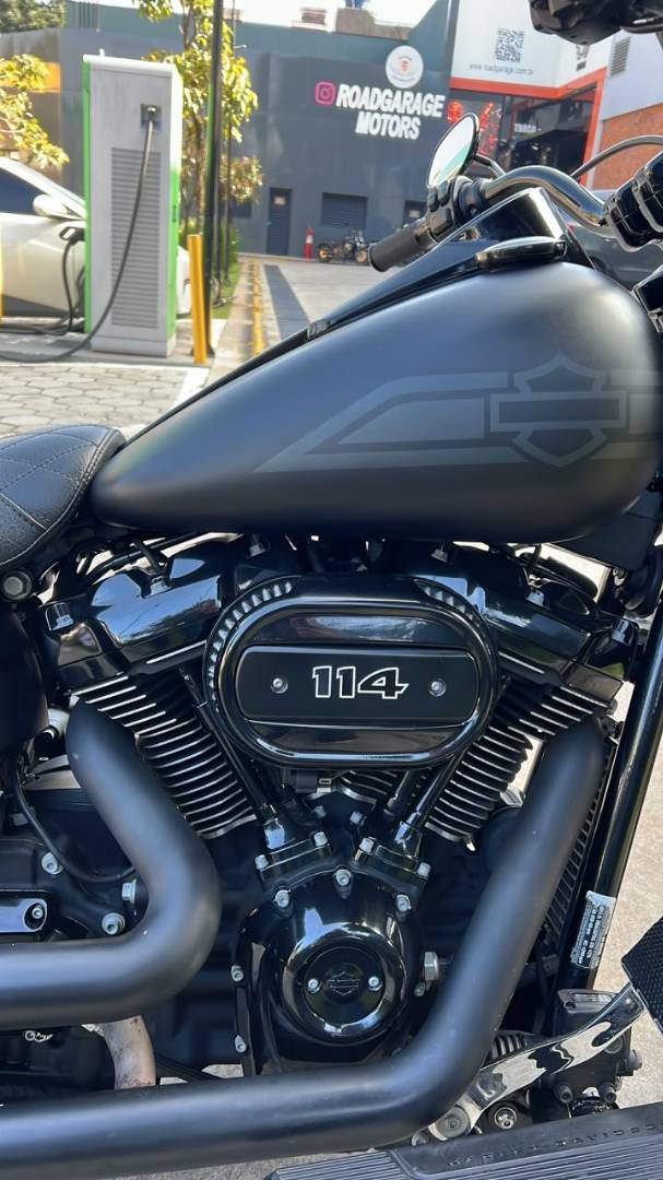 HARLEY-DAVIDSON SOFTAIL FAT BOY