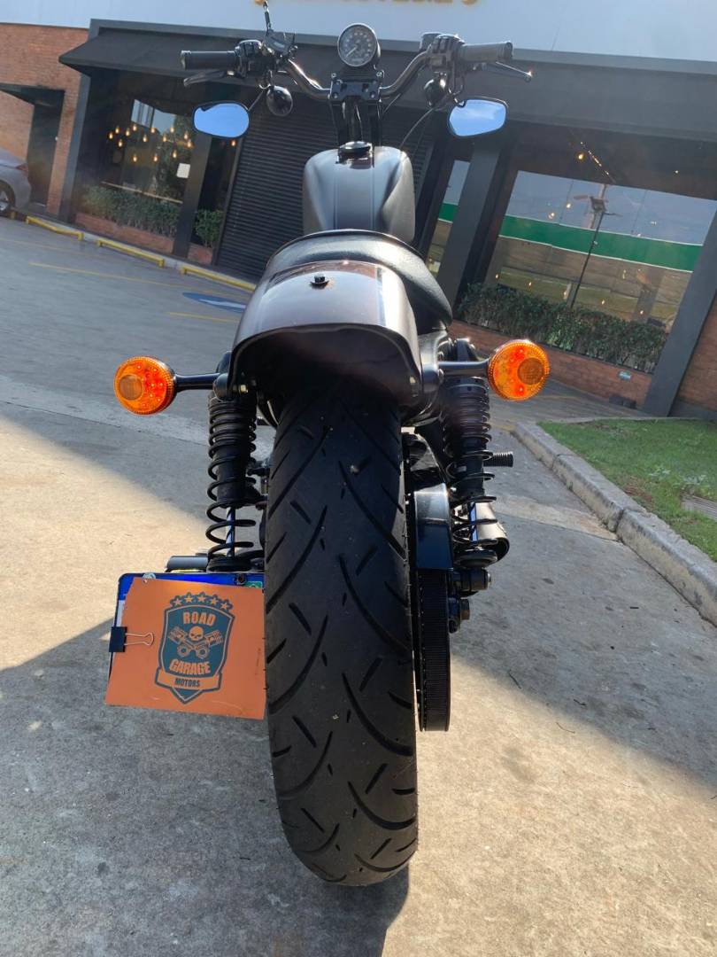 HARLEY-DAVIDSON SPORTSTER XL 883 N IRON