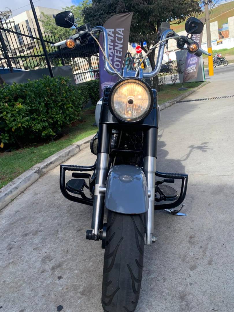 HARLEY-DAVIDSON FAT BOY FLSTF
