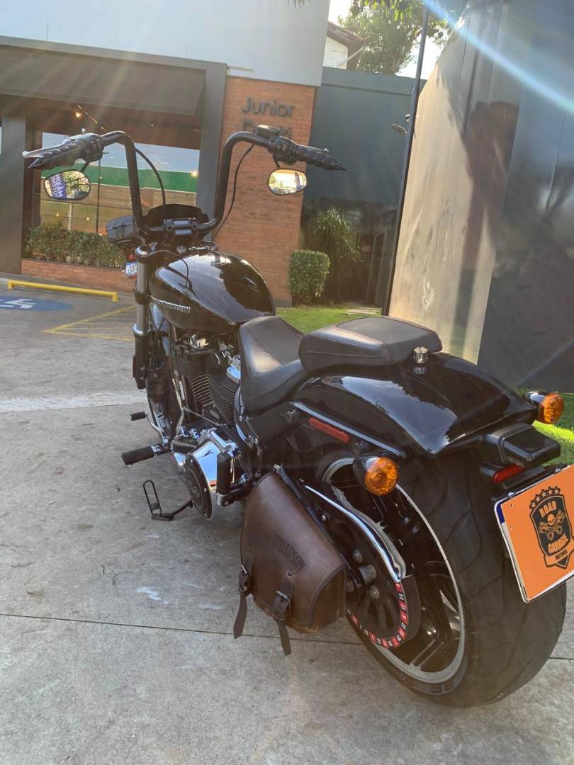 HARLEY-DAVIDSON SOFTAIL BREAKOUT 114