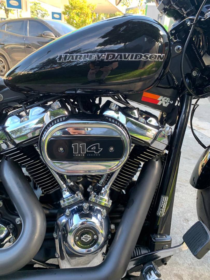 HARLEY-DAVIDSON SOFTAIL BREAKOUT 114