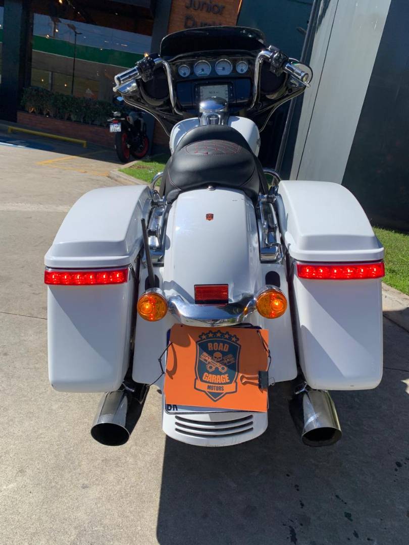 HARLEY-DAVIDSON STREET GLIDE SPECIAL