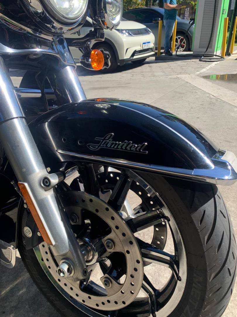 HARLEY-DAVIDSON ULTRA LIMITED FLHTK