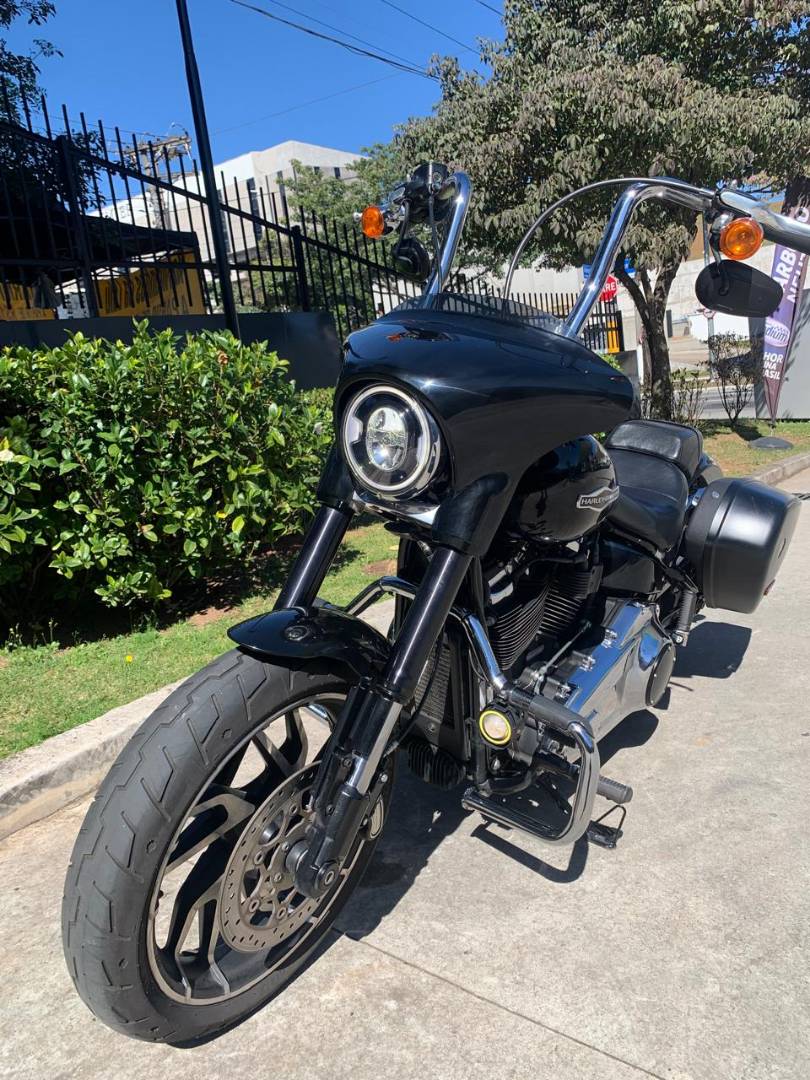 HARLEY-DAVIDSON SPORT GLIDE