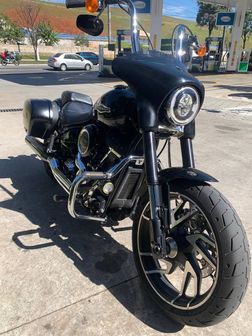 HARLEY-DAVIDSON SPORT GLIDE