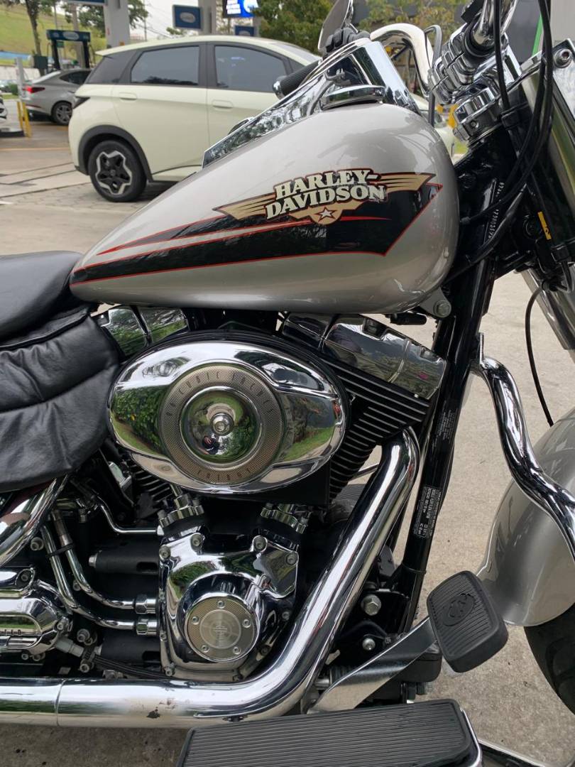 HARLEY-DAVIDSON FAT BOY FLSTF