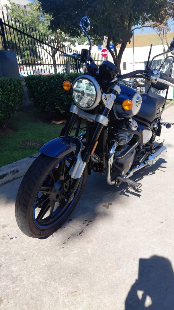 ROYAL ENFIELD SUPER METEOR 650