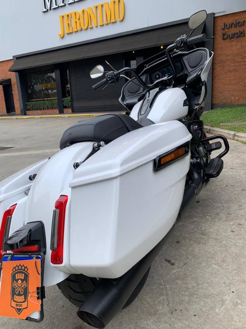 HARLEY-DAVIDSON ROAD GLIDE SPECIAL
