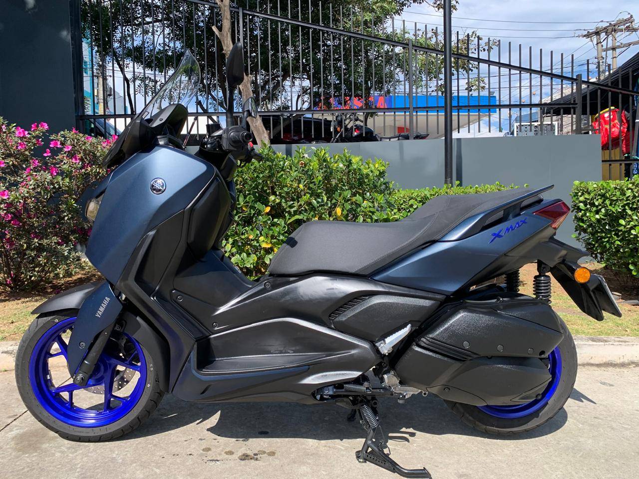 YAMAHA XMAX ABS